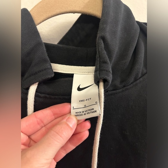 Nike Standard Issue Hoodie Women’s Large Black Pocket Zipper - Picture 4 of 9